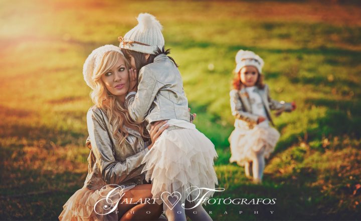 sesion de familia, fotografia de familia, reportaje de exteriores en el campo sesion de familia, fotografia de familia, reportaje de exteriores en el campo